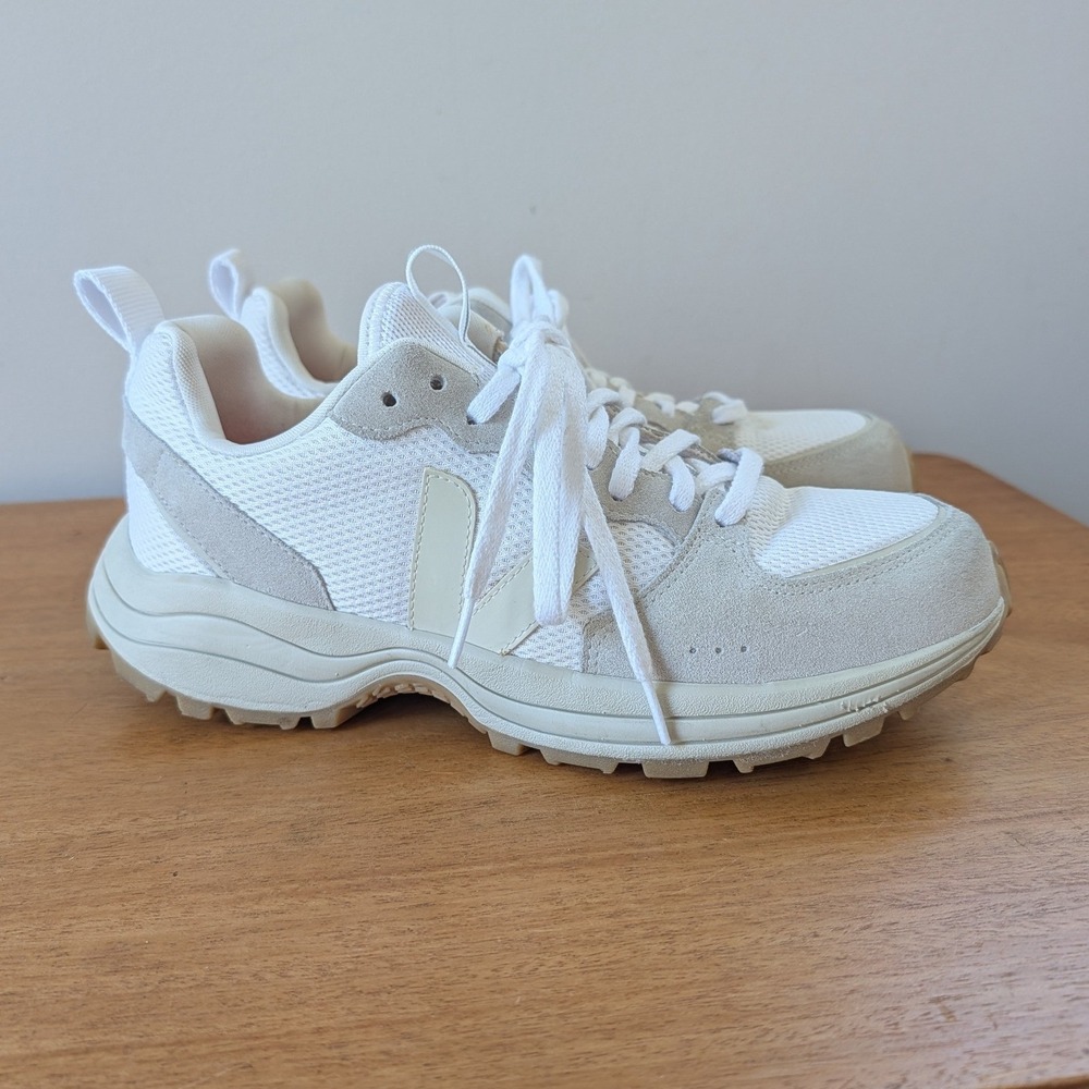 Veja‎ Venturi White Pierre Suede Sneakers Mens 10.5